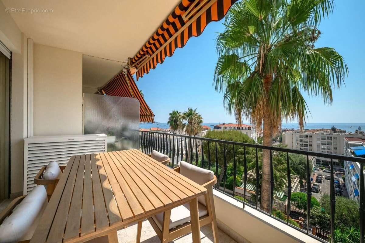 Appartement à BEAULIEU-SUR-MER