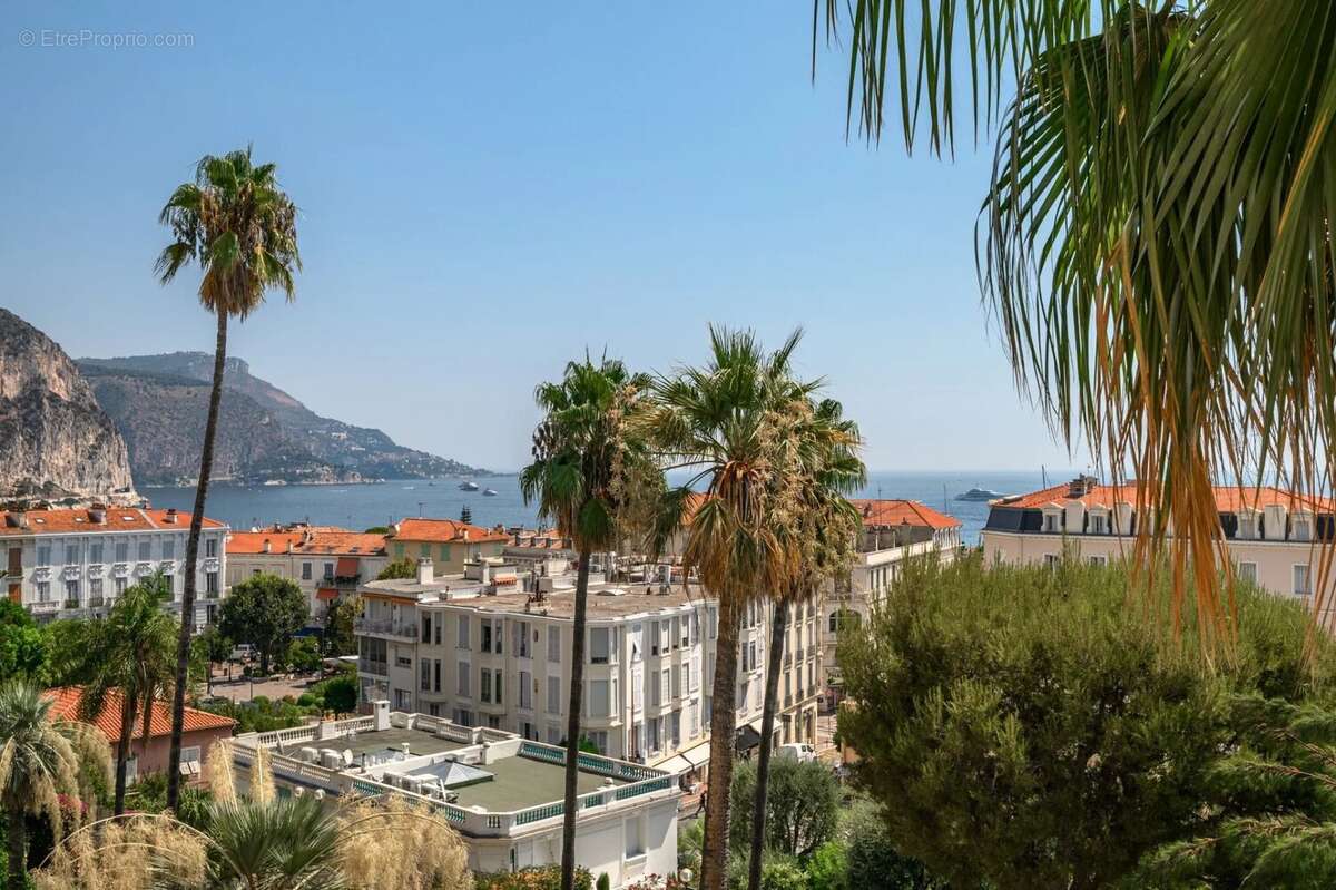 Appartement à BEAULIEU-SUR-MER