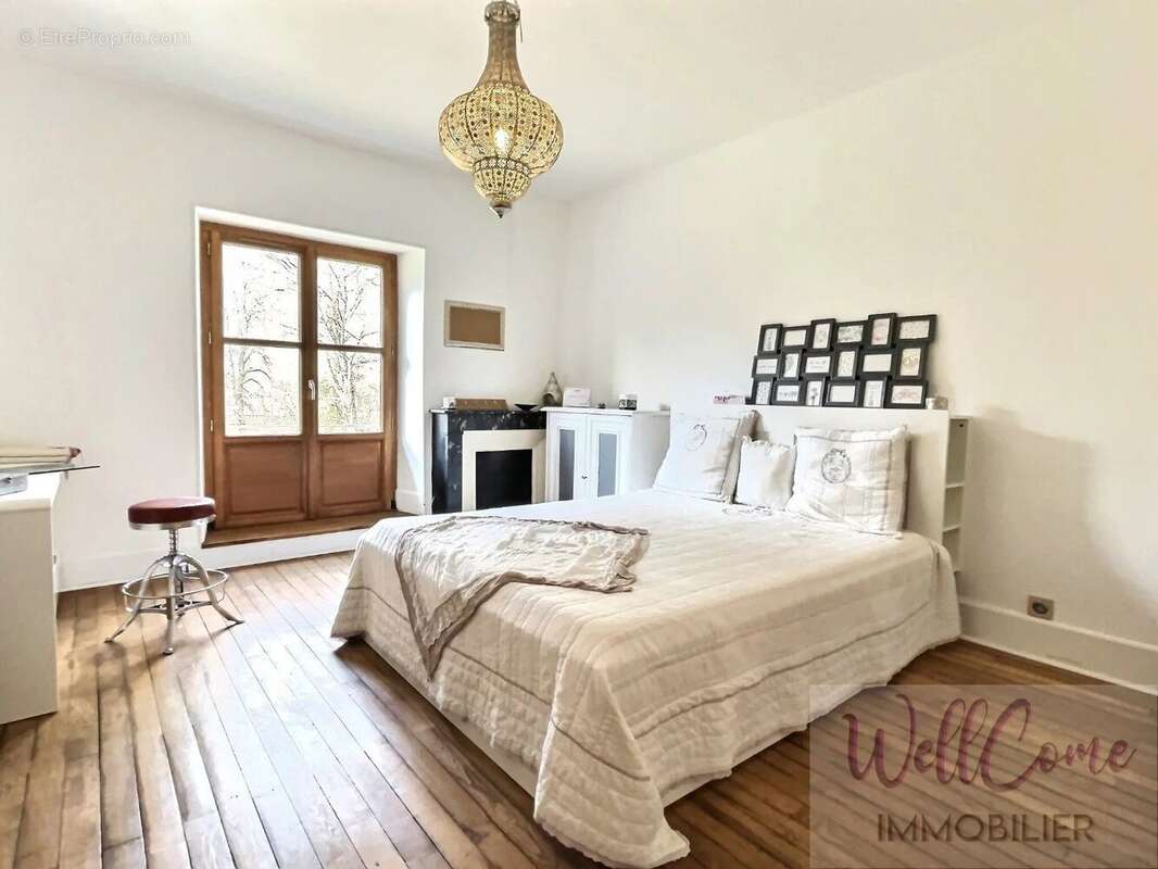 Maison à SAINT-GEOIRE-EN-VALDAINE