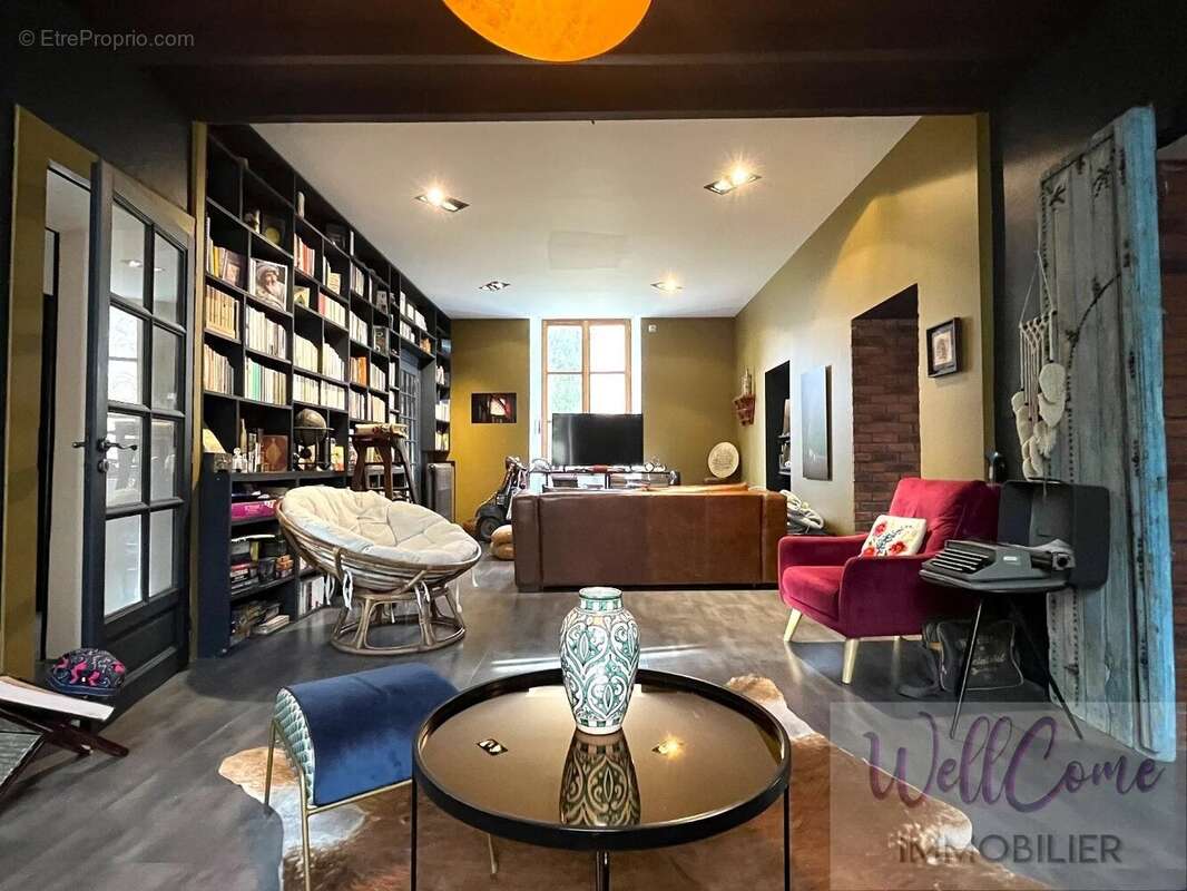 Maison à SAINT-GEOIRE-EN-VALDAINE