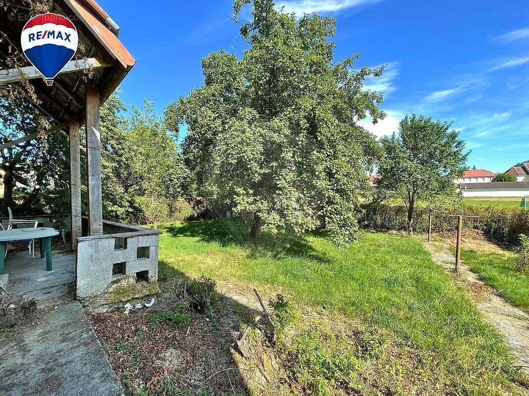 Maison à CHAVANNES-LES-GRANDS