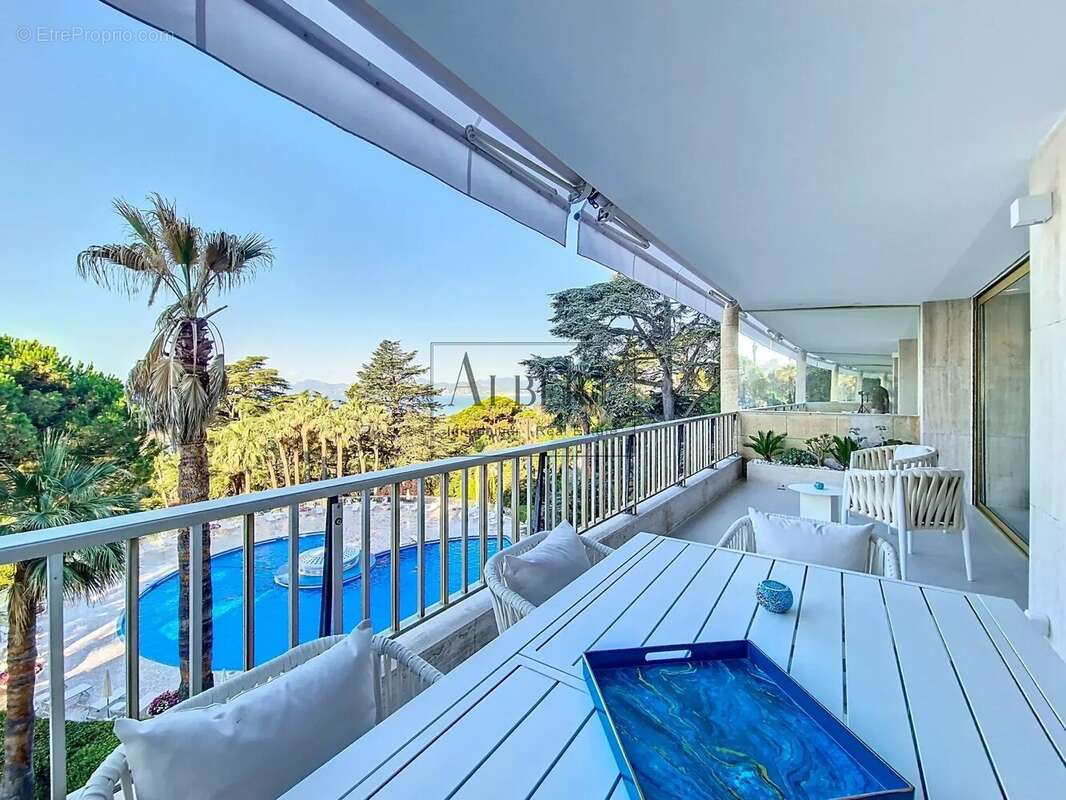 Appartement à CANNES