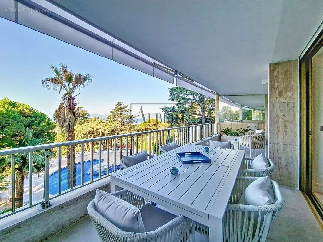 Appartement à CANNES