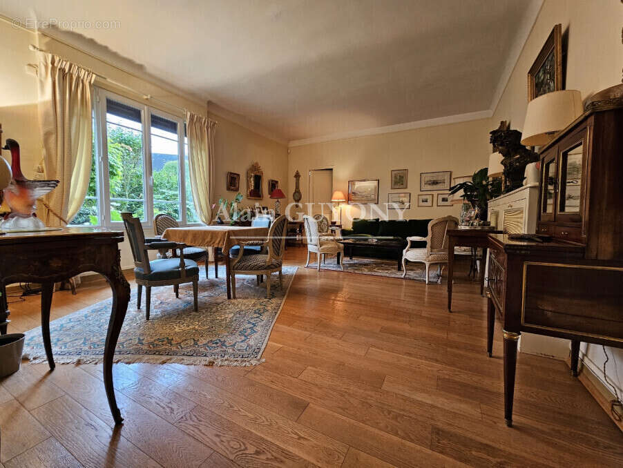 Maison à PONT-L&#039;EVEQUE