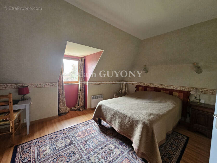 Maison à CORMEILLES