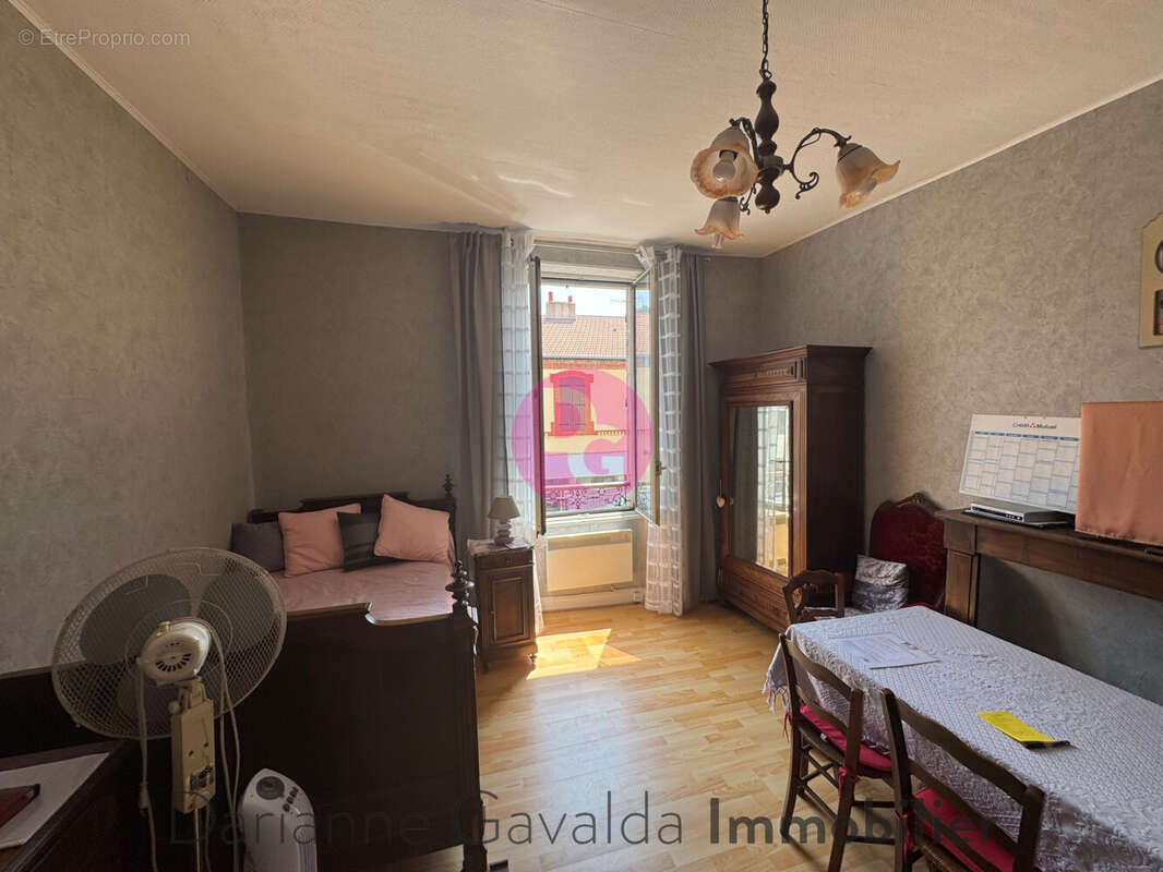 Appartement à DECAZEVILLE