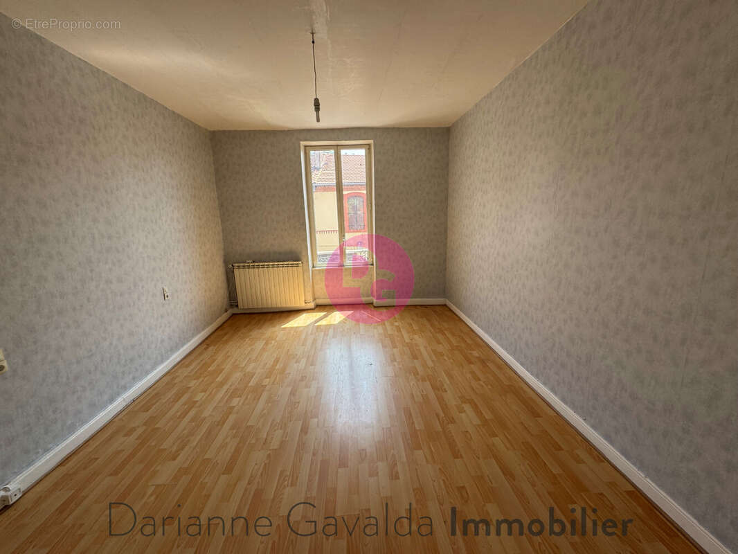 Appartement à DECAZEVILLE