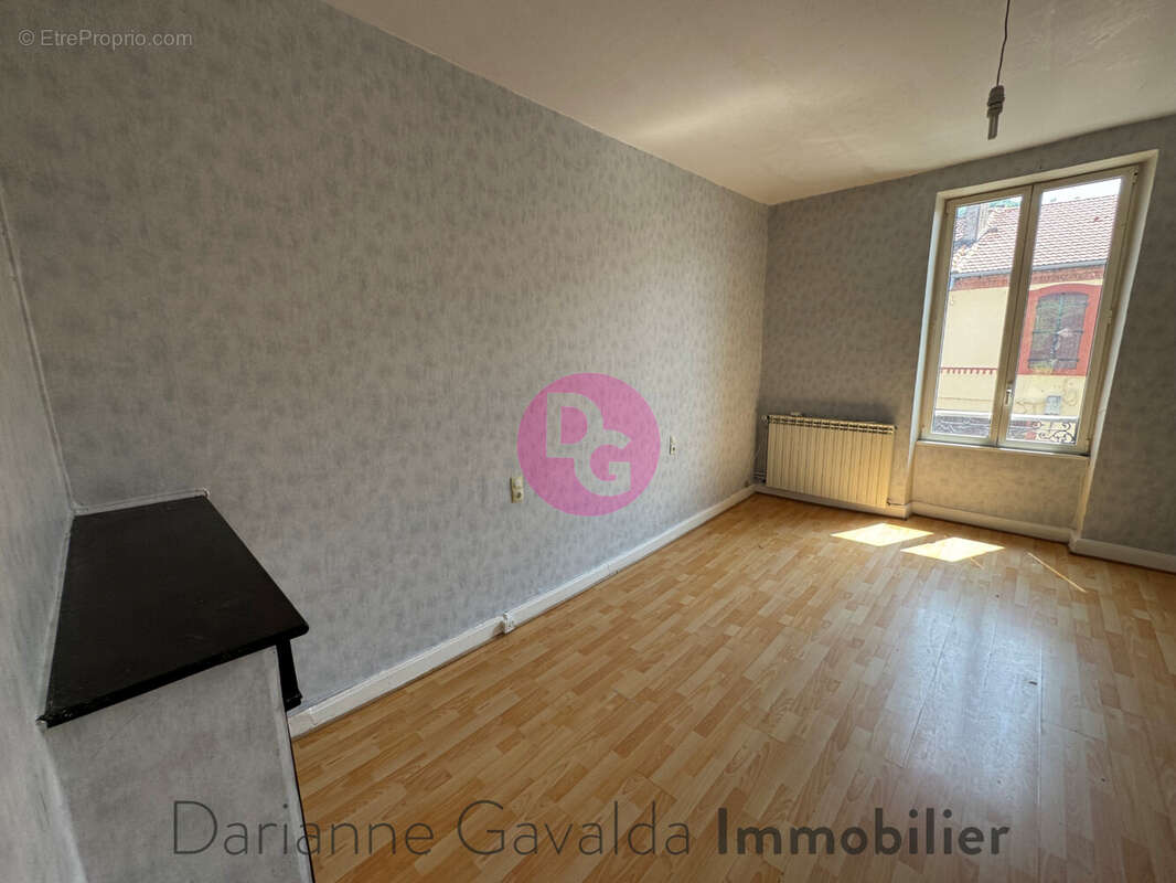 Appartement à DECAZEVILLE