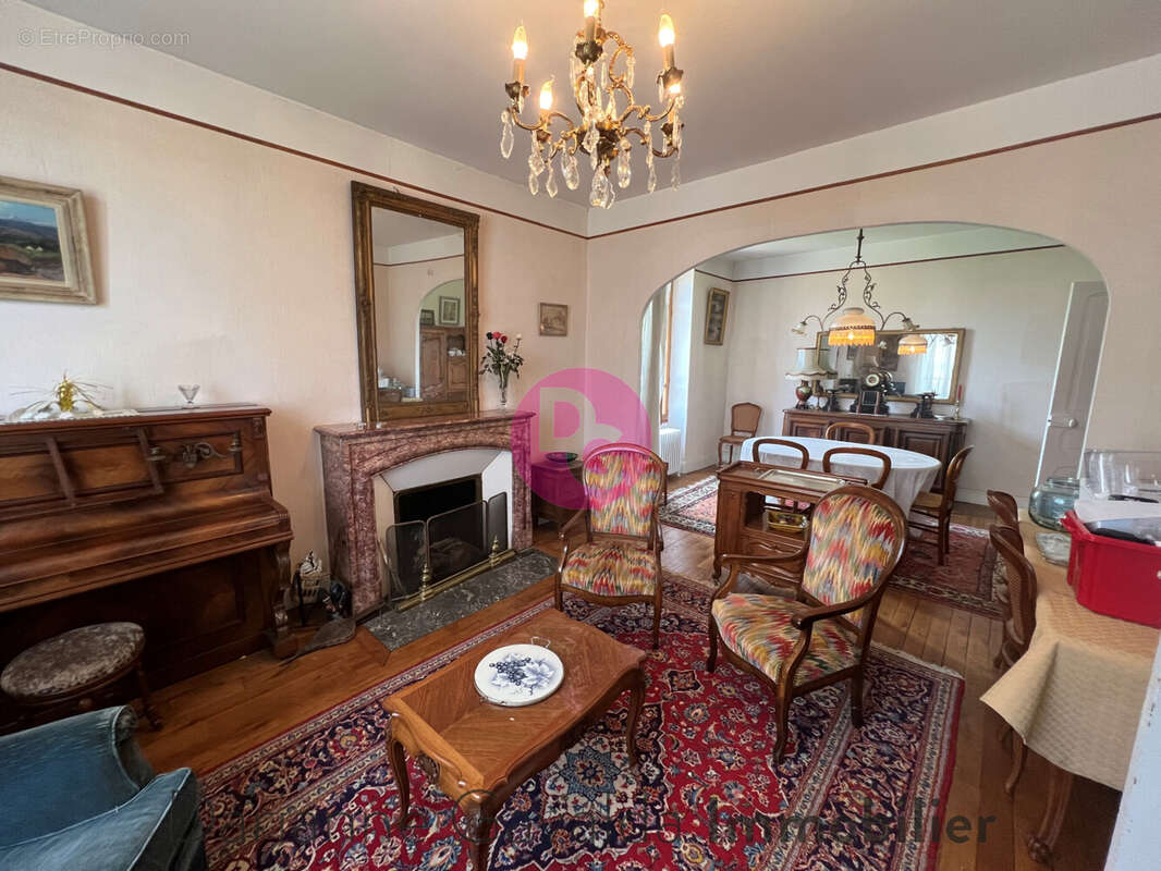 Maison à CAPDENAC-GARE