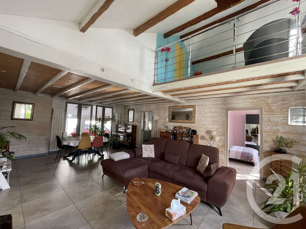 Maison à SAINT-SULPICE-DE-ROYAN