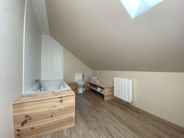 Maison à MAIGNELAY-MONTIGNY