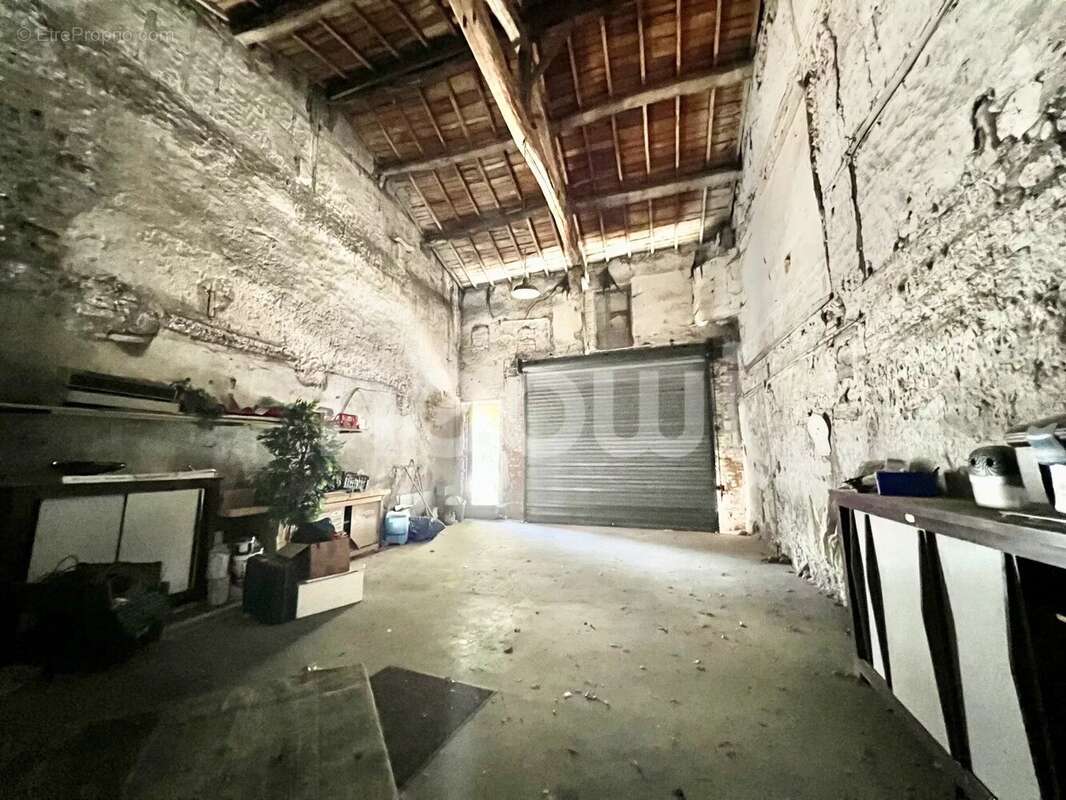 Appartement à MARINGUES