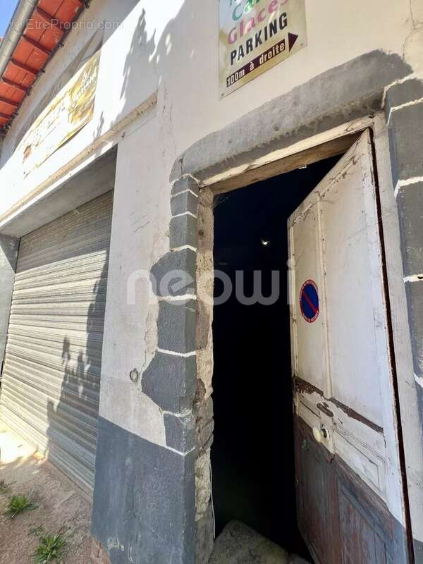 Appartement à MARINGUES