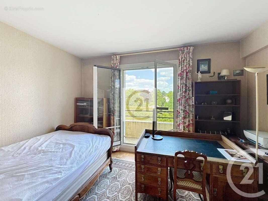 Appartement à SAINT-CLOUD