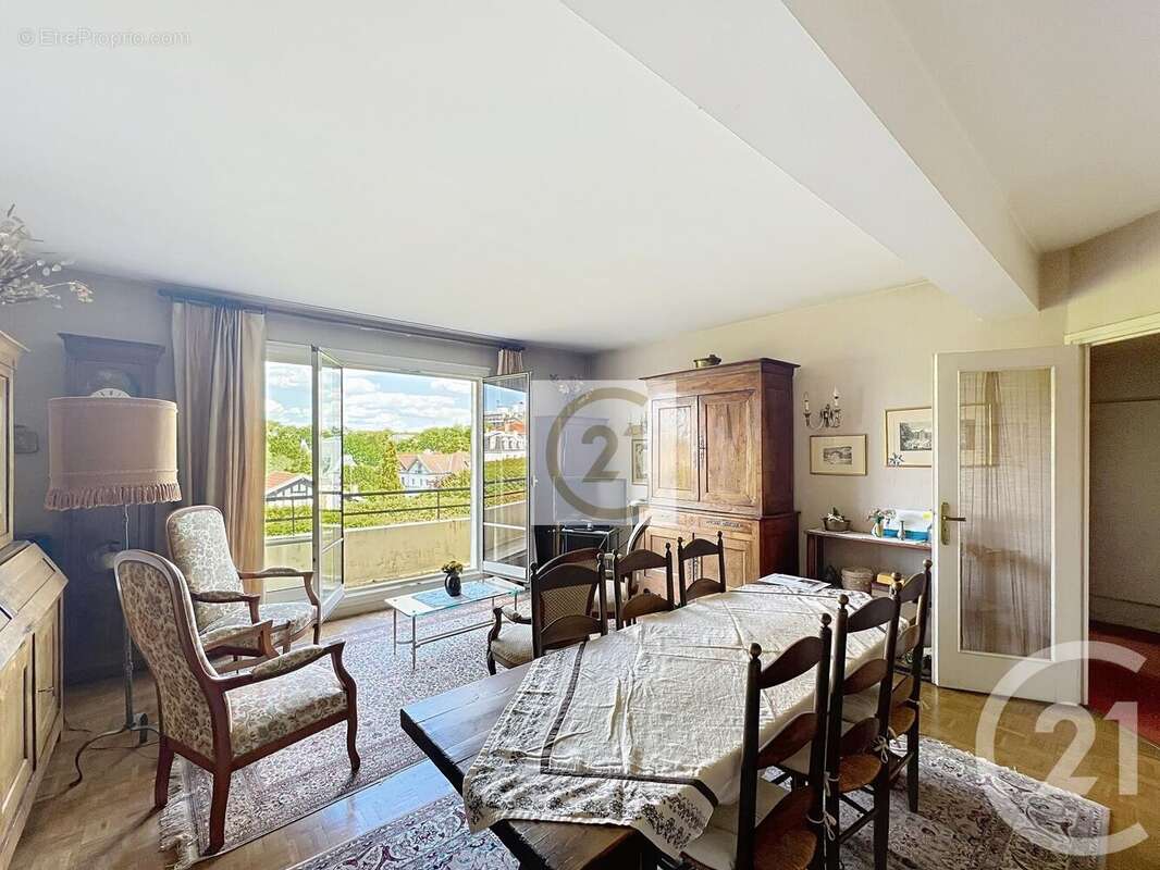 Appartement à SAINT-CLOUD