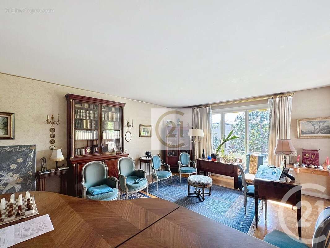 Appartement à SAINT-CLOUD