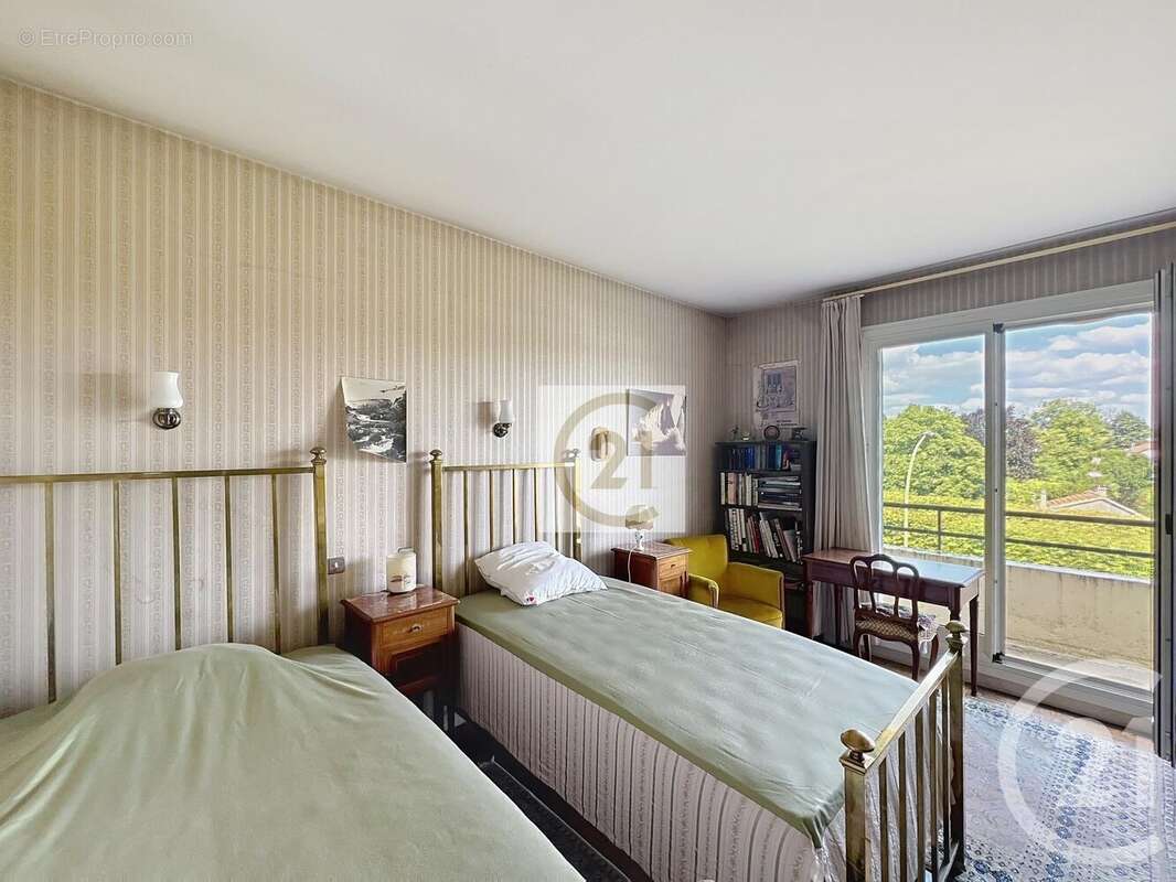 Appartement à SAINT-CLOUD