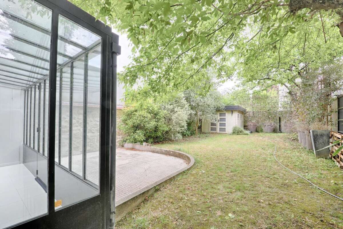 Maison à SAINT-MAUR-DES-FOSSES