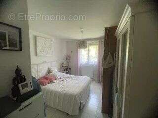 Appartement à LA RIVIERE-SAINT-SAUVEUR