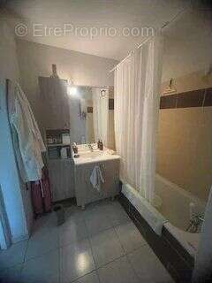 Appartement à LA RIVIERE-SAINT-SAUVEUR