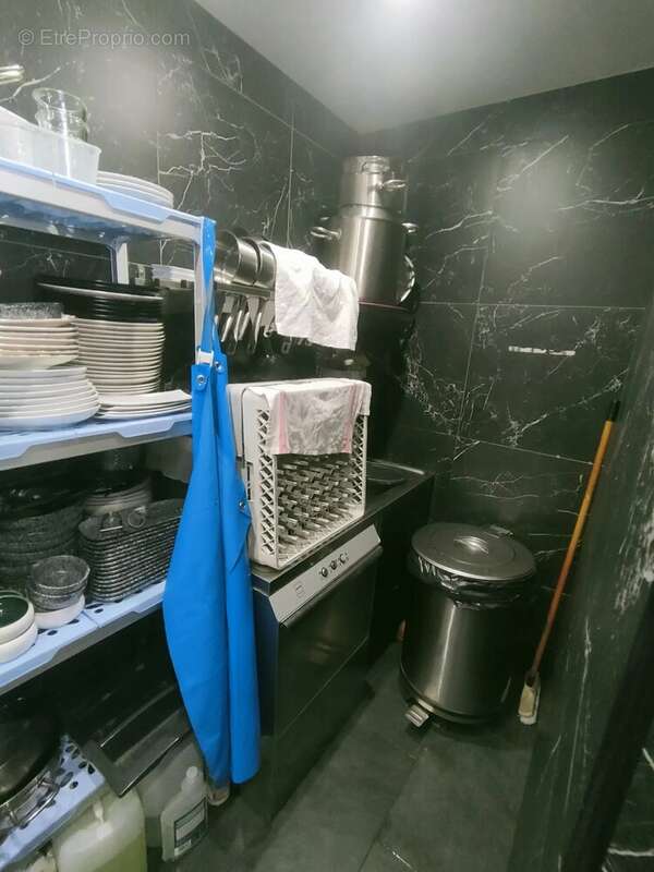 Commerce à LE PERREUX-SUR-MARNE