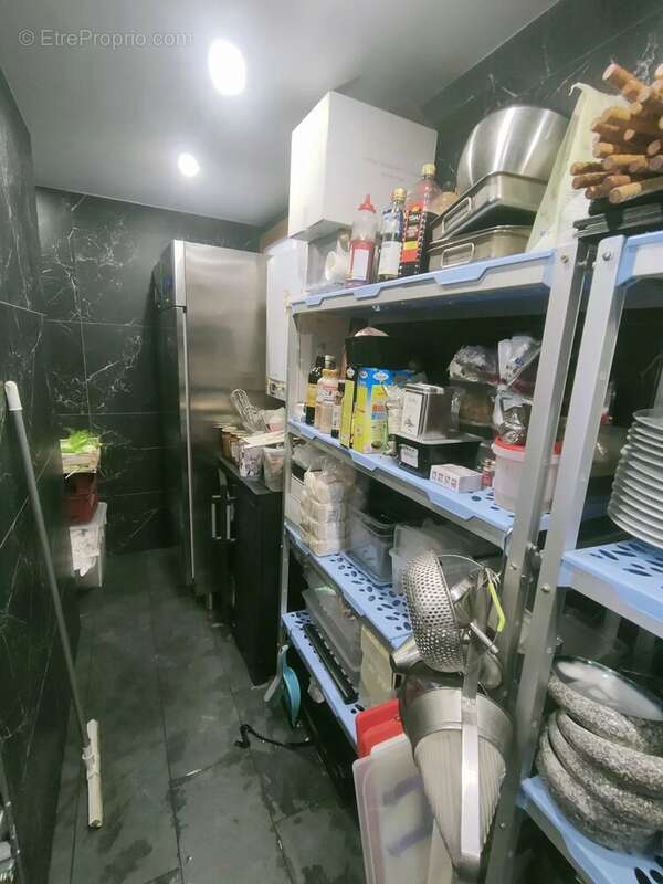 Commerce à LE PERREUX-SUR-MARNE