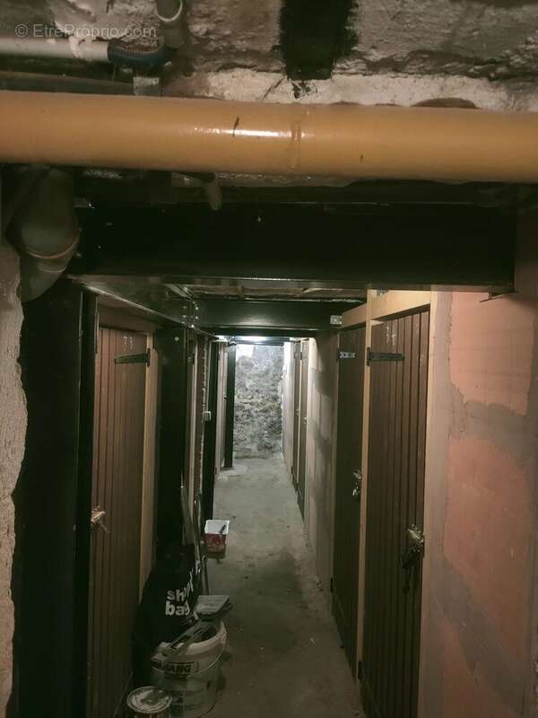 Commerce à LE PERREUX-SUR-MARNE