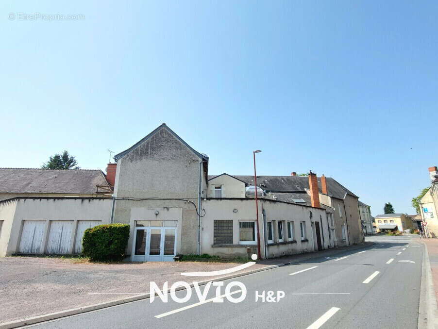 Appartement à LENCLOITRE