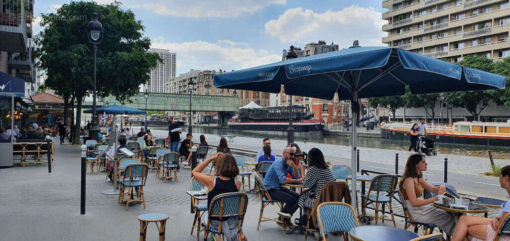 Appartement à PARIS-19E