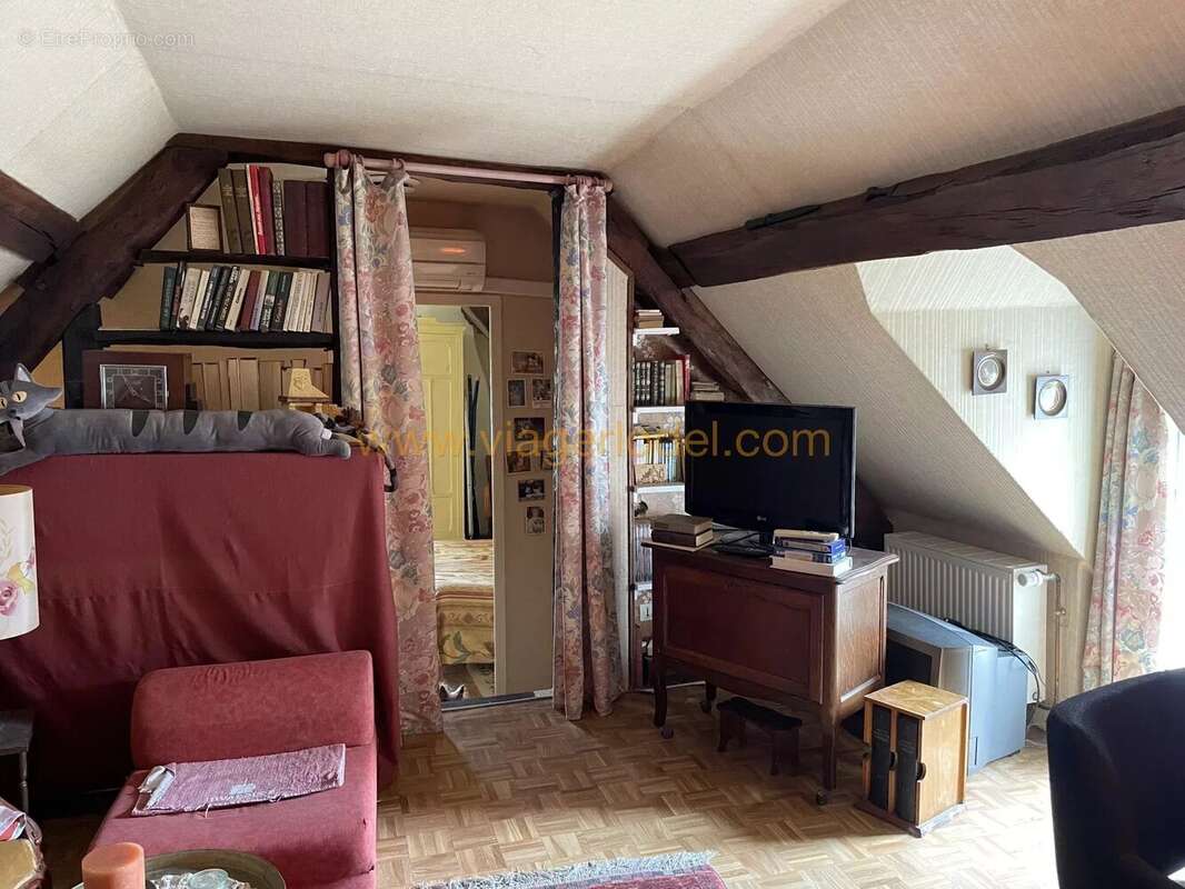 Maison à BEAULIEU-LES-LOCHES