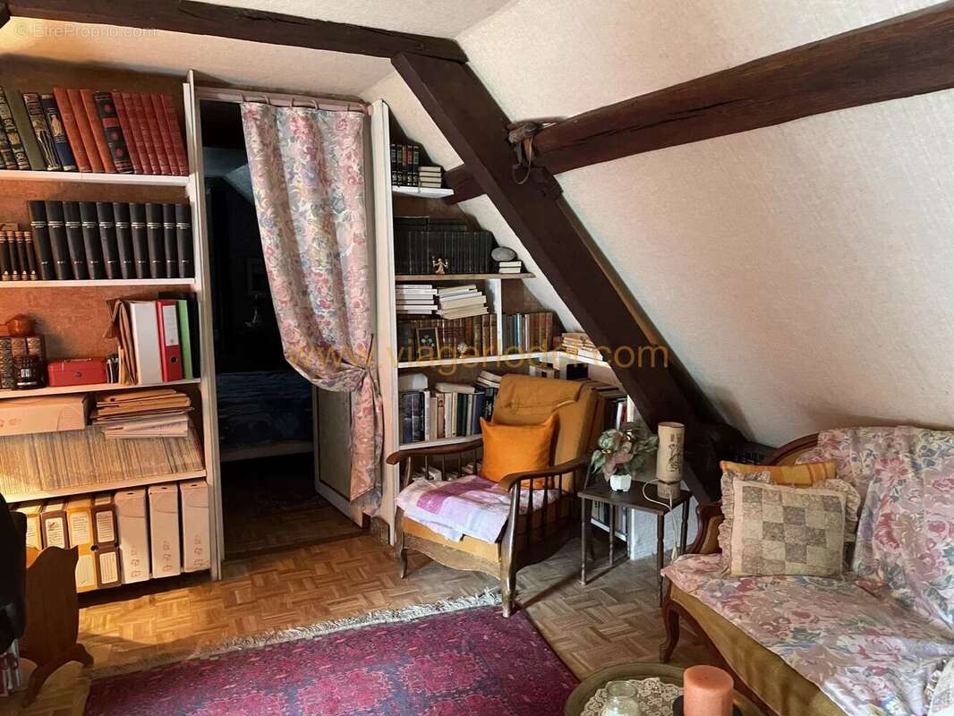 Maison à BEAULIEU-LES-LOCHES