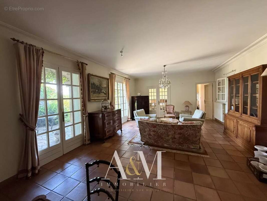 Maison à SAINT-FLOUR