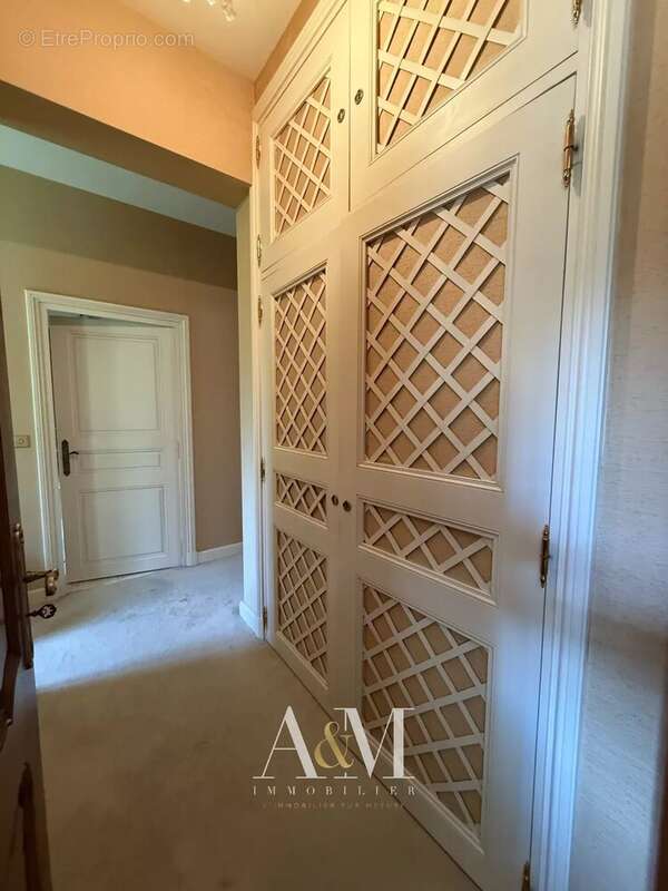 Maison à SAINT-FLOUR