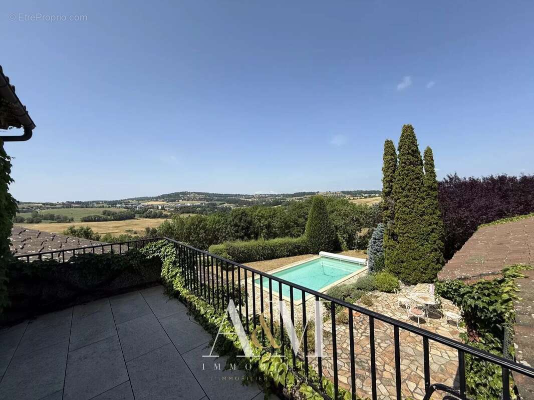 Maison à SAINT-FLOUR