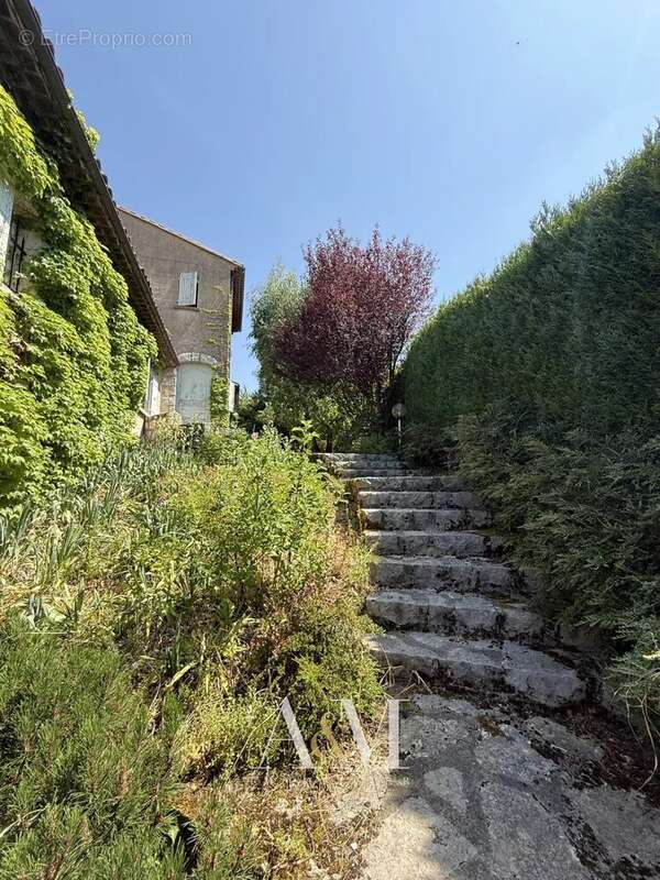 Maison à SAINT-FLOUR