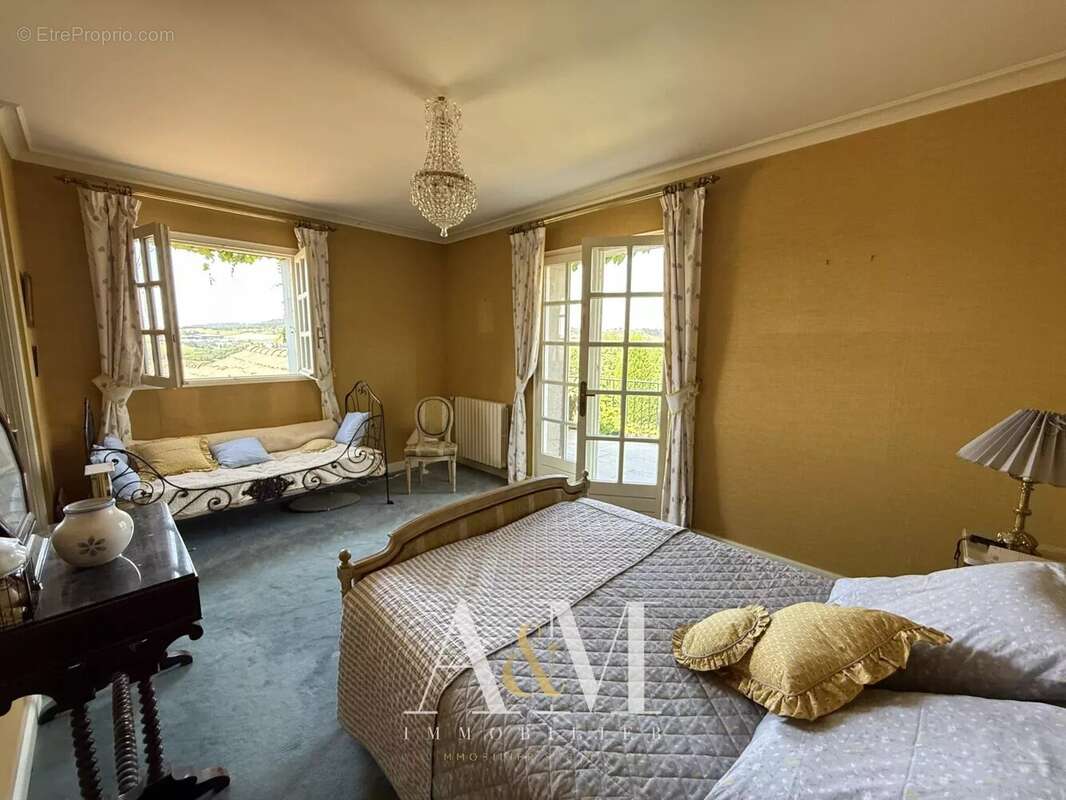 Maison à SAINT-FLOUR