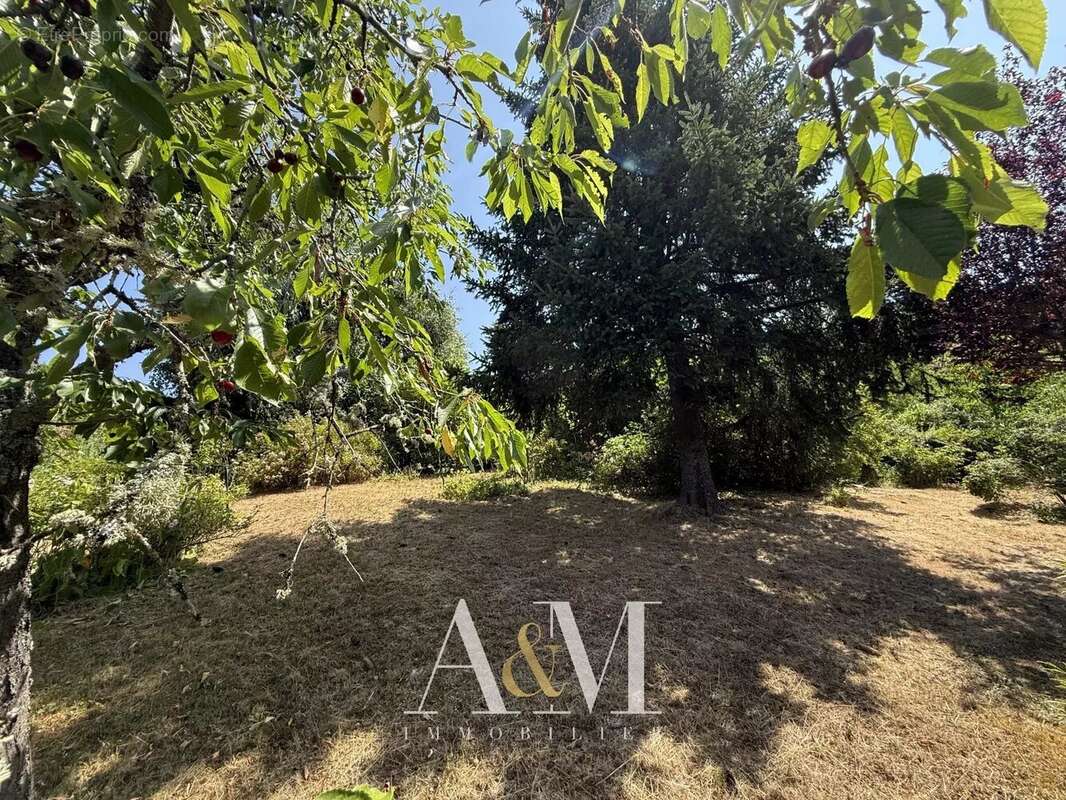 Maison à SAINT-FLOUR