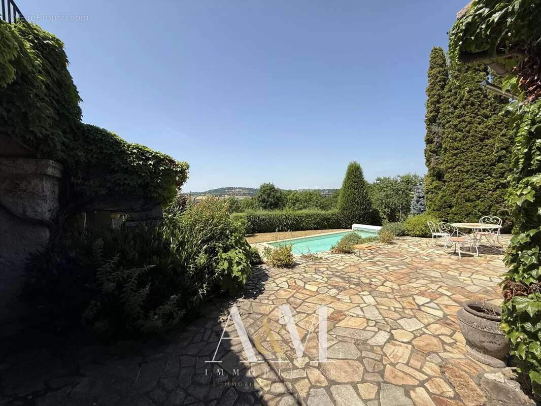 Maison à SAINT-FLOUR