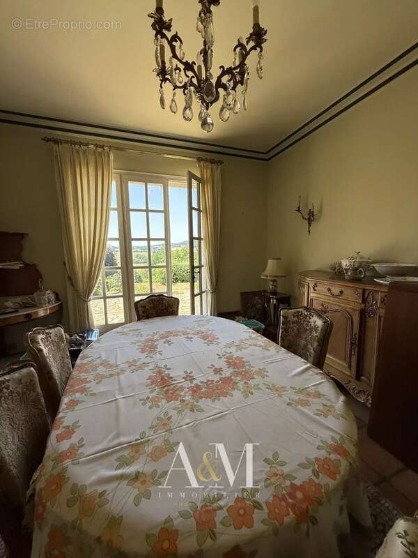 Maison à SAINT-FLOUR