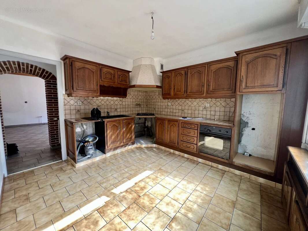 Maison à AVESNES-LES-AUBERT