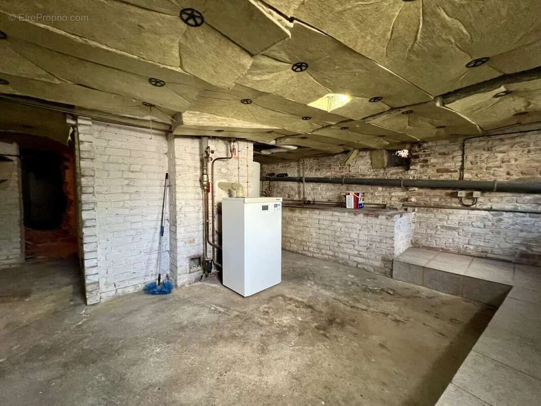 Maison à AVESNES-LES-AUBERT