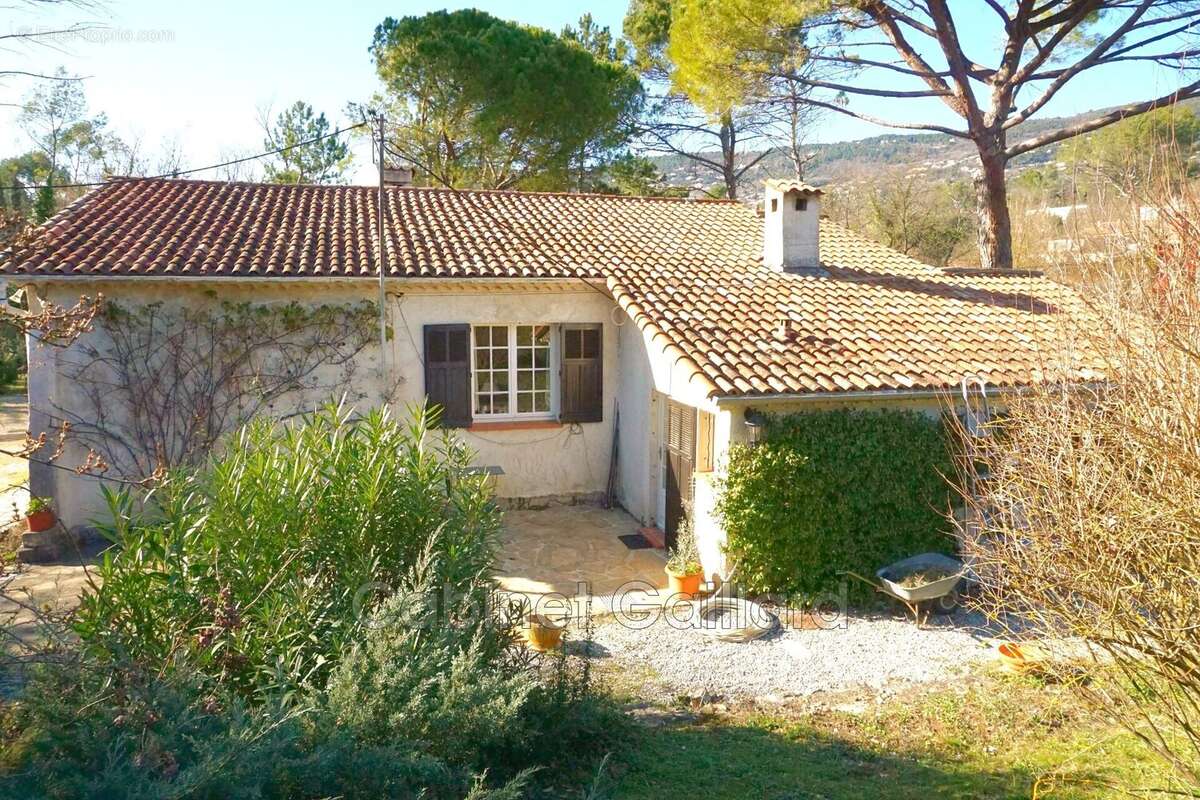 Maison à PEYMEINADE