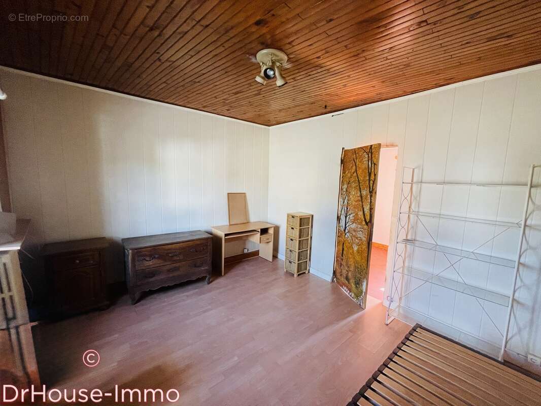 Maison à BAGNEAUX-SUR-LOING