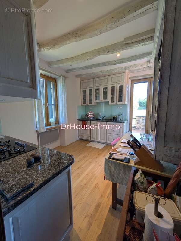 Maison à SAINT-POMPONT