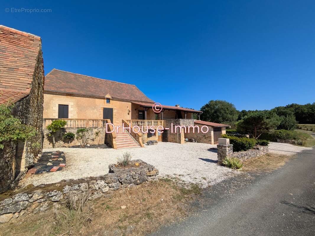 Maison à SAINT-POMPONT