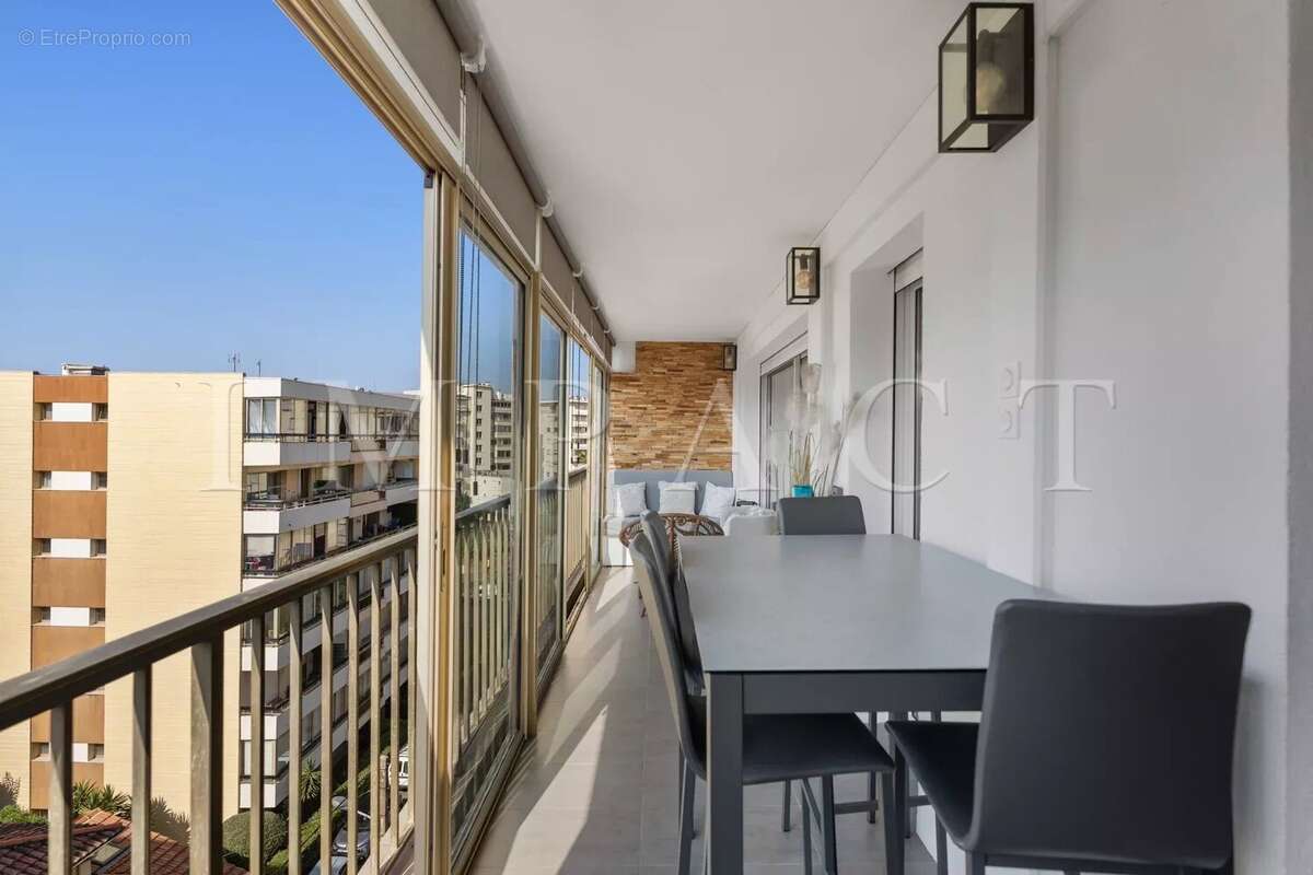 Appartement à CANNES