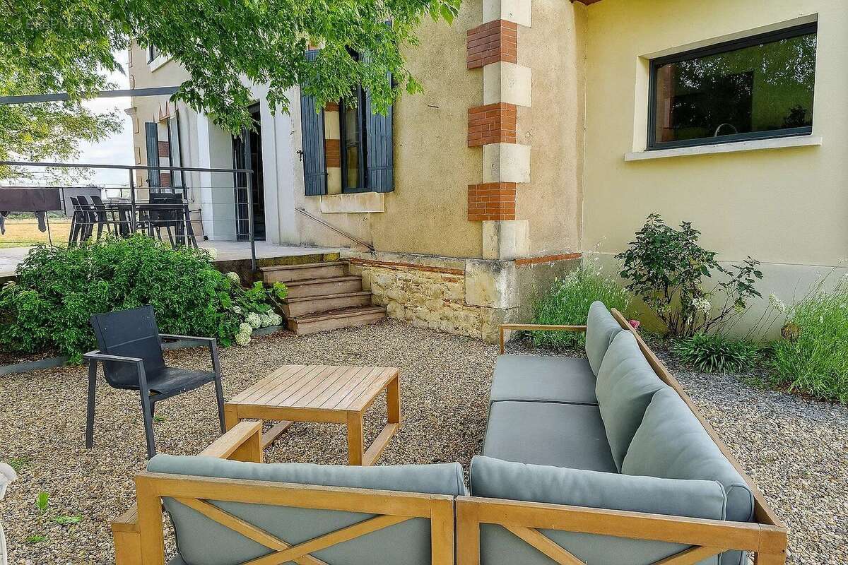 Maison à CASSENEUIL