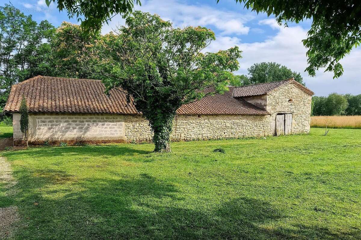 Maison à CASSENEUIL