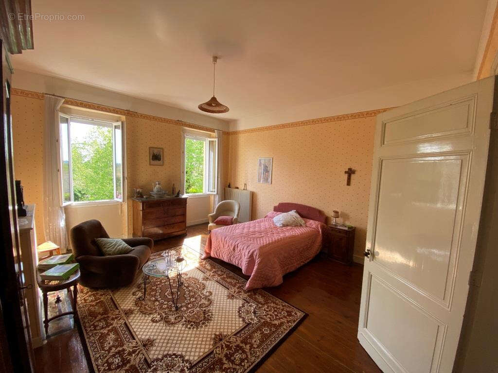 Maison à SAINT-SAVIN