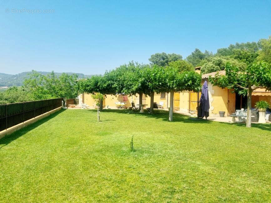 Maison à DRAGUIGNAN